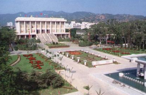 德陽(yáng)富麗達(dá)服裝技術(shù)專(zhuān)修學(xué)校