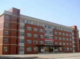 崇州市技工學(xué)校