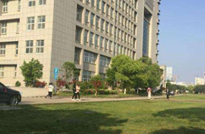 成都外語職業(yè)中專學(xué)校