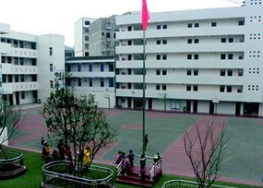 巴中信息技術學校