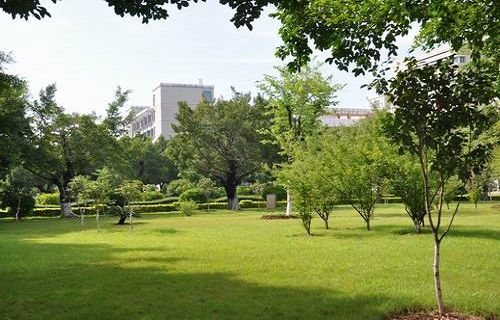 梅州技師學(xué)院