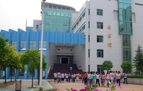 賀州市八步區(qū)職業(yè)技術(shù)學(xué)校