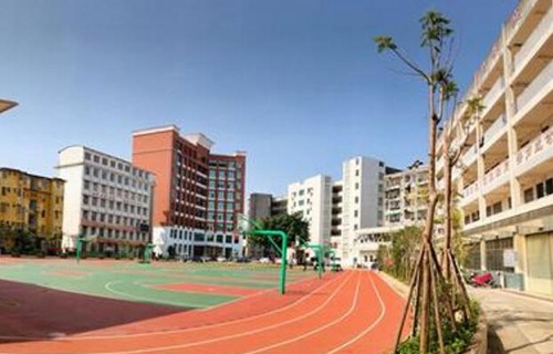 玉林機(jī)電工程學(xué)校