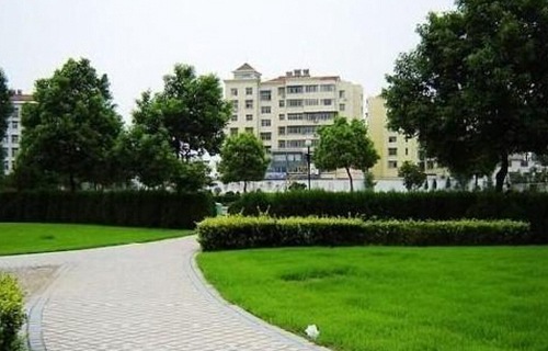 玉林市商務(wù)學(xué)校