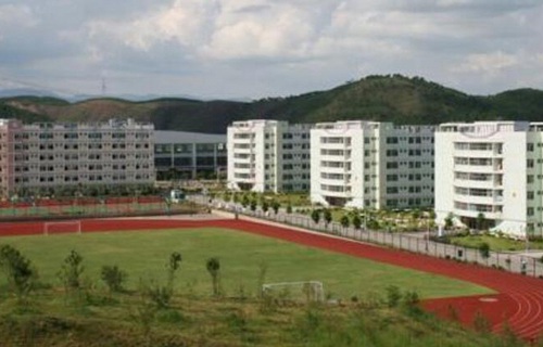 廣西玉林商貿(mào)技工學(xué)校