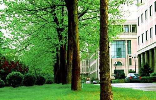 百色市民族工業(yè)中等專業(yè)學(xué)校