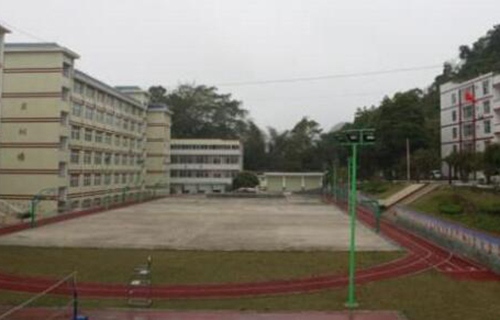 德保職業(yè)技術學校