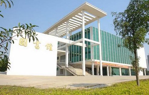 崇左八桂城市中等職業(yè)技術(shù)學(xué)校