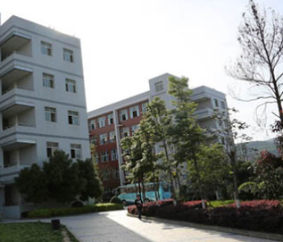 重慶廣播電視中等專業(yè)學(xué)校