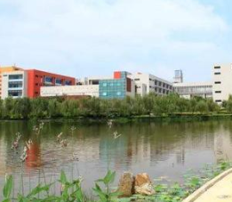 重慶醫(yī)藥經(jīng)貿(mào)學(xué)校