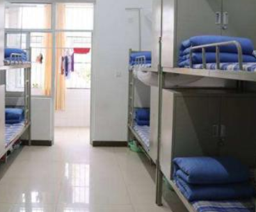 重慶醫(yī)藥衛(wèi)生學(xué)校