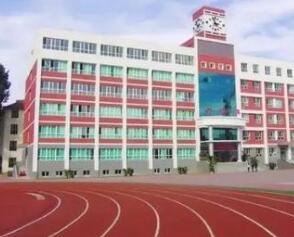 重慶龍門(mén)浩職業(yè)中學(xué)校