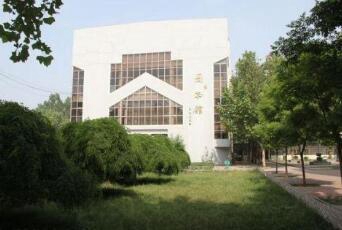 重慶市紡織技工學(xué)校