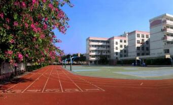 重慶市計(jì)算機(jī)職業(yè)高級(jí)中學(xué)