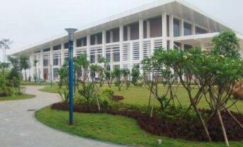 重慶市青山工業(yè)技工學(xué)校