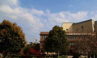 重慶市萬(wàn)州高級(jí)技工學(xué)校