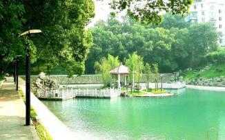 重慶市風(fēng)景園林技工學(xué)校