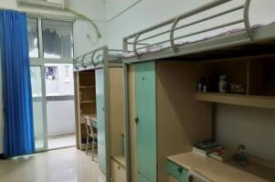 重慶商務(wù)學(xué)校