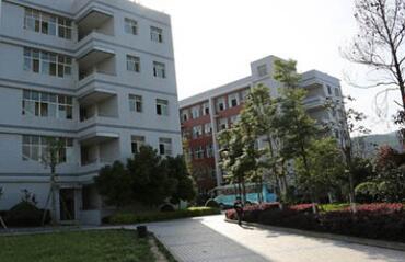 重慶機電中等專業(yè)學校