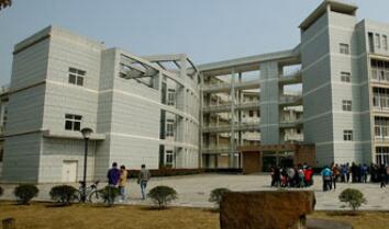 重慶三峽衛(wèi)生學(xué)校