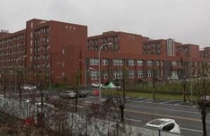 重慶人文藝術(shù)職業(yè)學(xué)校