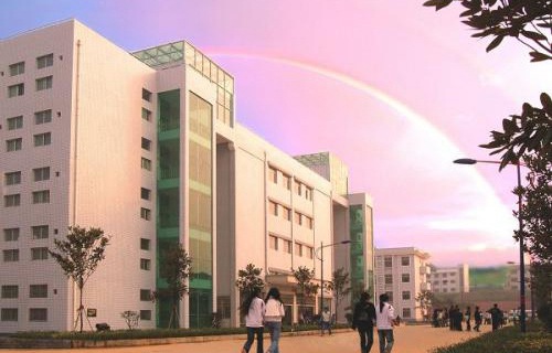 合浦中等職業(yè)技術(shù)學(xué)校