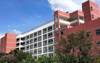 玉林華港中等職業(yè)技術(shù)學(xué)校