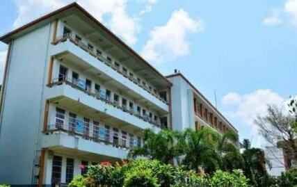 海南外國(guó)語(yǔ)職業(yè)學(xué)院