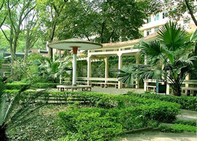 瀘州市財經(jīng)學校