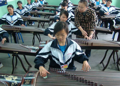 攀枝花經(jīng)貿(mào)旅游學(xué)校