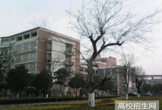 成都市財政貿(mào)易學(xué)校