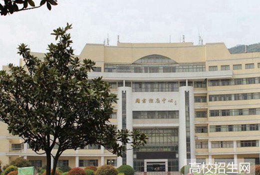 成都棠湖科學(xué)技術(shù)學(xué)校