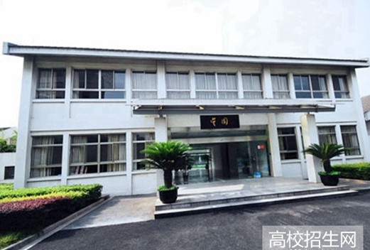 瀘縣建筑職業(yè)中專學(xué)校