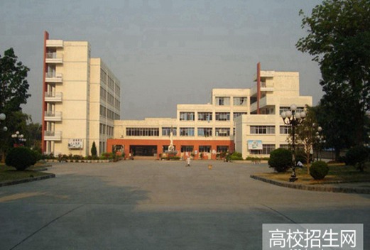 成都經(jīng)濟(jì)技術(shù)學(xué)校