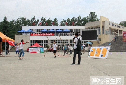 四川托普信息技術(shù)職業(yè)學(xué)院