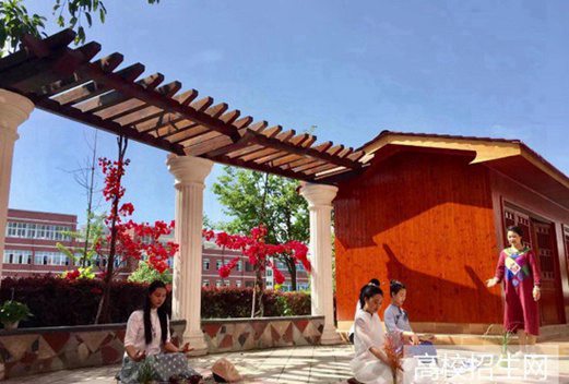 成都市機械高級技工學(xué)校