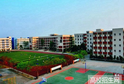 成都石化工業(yè)學(xué)校