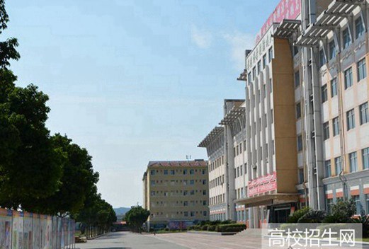 瀘州電子機械學校