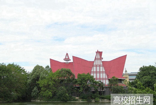 成都紡織高等專科學(xué)校