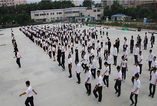 四川五月花專修學院