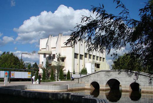 楚雄醫(yī)藥高等專科學(xué)校