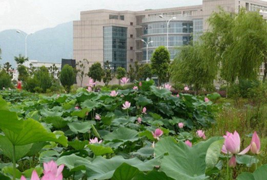 成都市育華職業(yè)學校