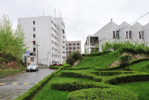 貴州省人民醫(yī)院護(hù)士學(xué)校