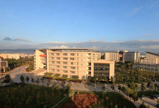 曲靖師范學(xué)院成人教育學(xué)院