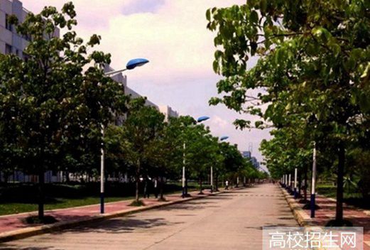 成都工貿(mào)職業(yè)技術(shù)學(xué)院