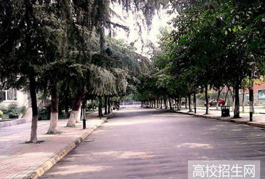 成都工貿(mào)職業(yè)技術(shù)學(xué)院