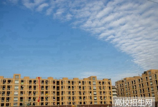 四川外國語大學(xué)成都學(xué)院影視職業(yè)教育