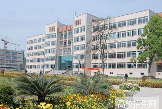 成都工業(yè)職業(yè)技術學院