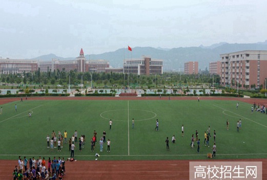 成都航空職業(yè)技術(shù)學(xué)院