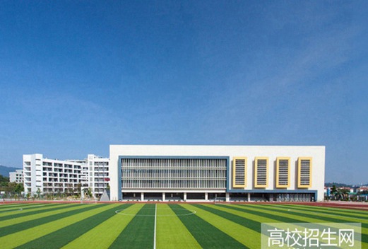 瀘州工業(yè)技工學校